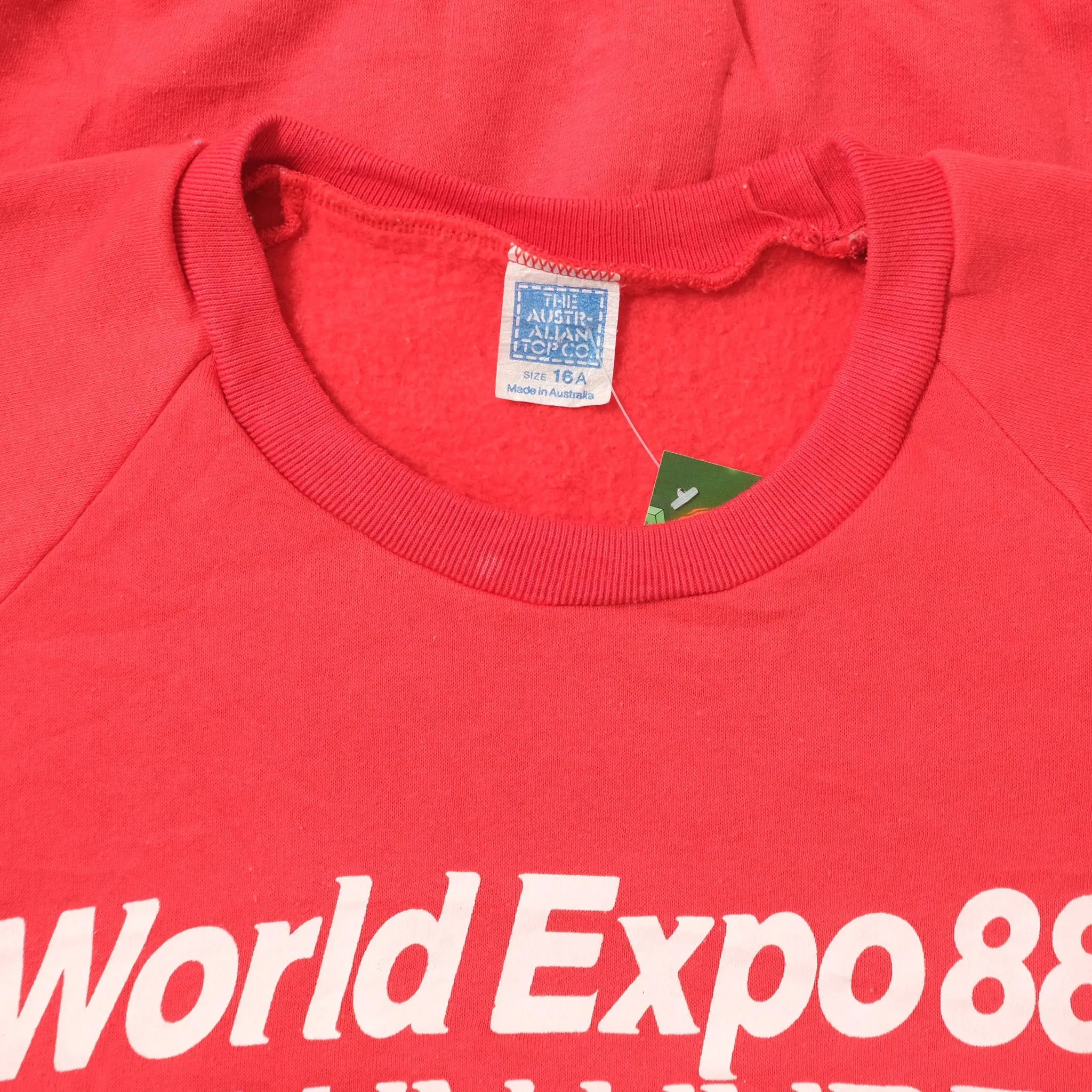 1988 Women’s World Expo Sweater Medium