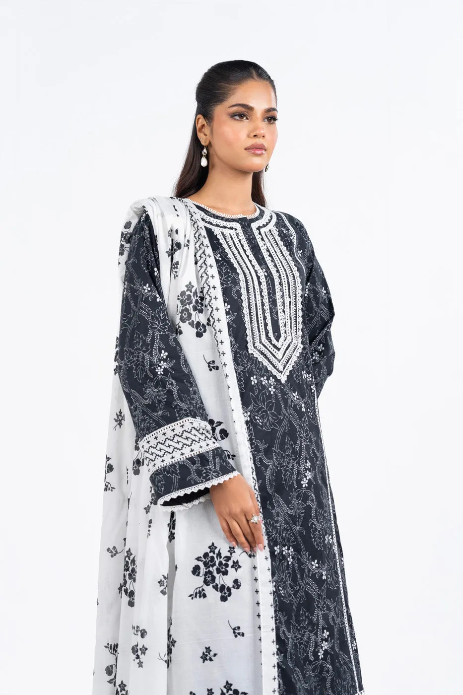 3 Pc Printed Lawn Suit With Lawn Dupatta