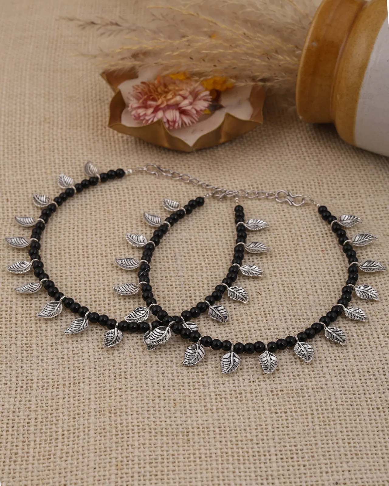 Leaf Black Beaded Anklets