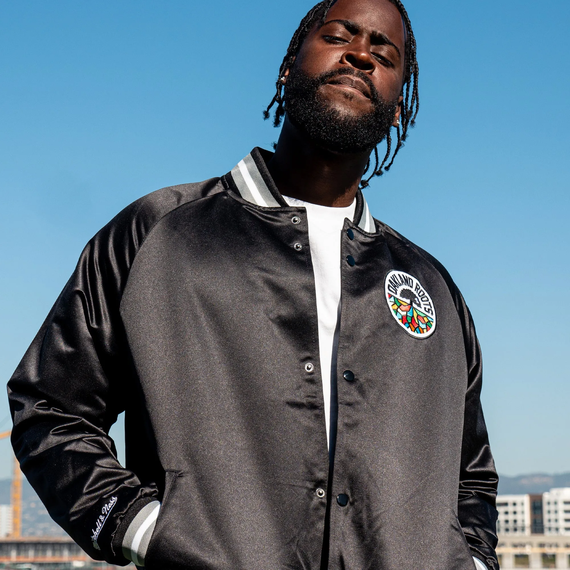 Mitchell & Ness Oakland Roots SC Lightweight Satin Jacket