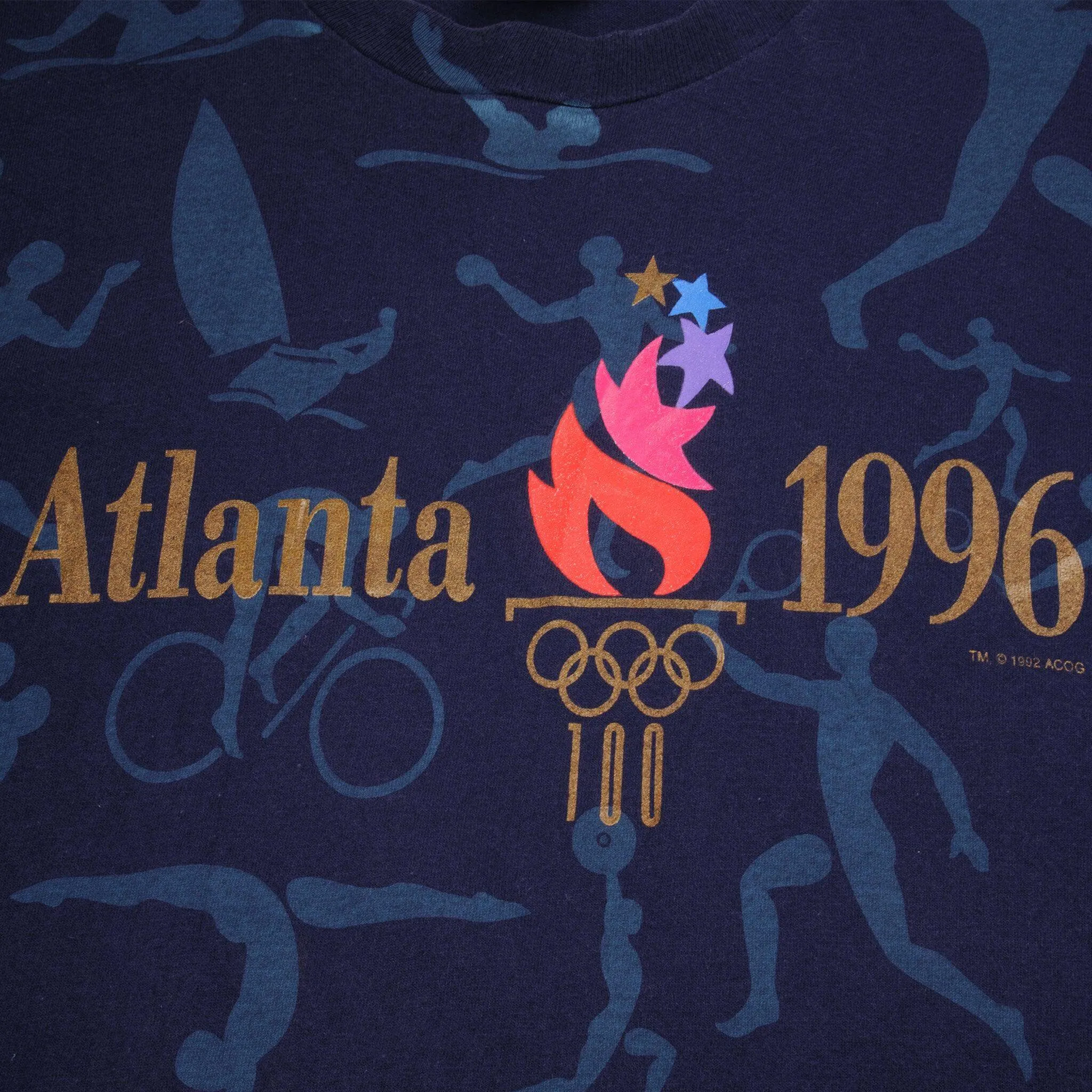 VINTAGE ALL OVER PRINT ATLANTA OLYMPICS 1996 TEE SHIRT SIZE LARGE MADE IN USA